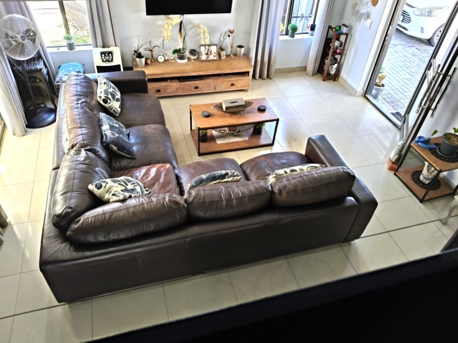 3 Bedroom Property for Sale in Gordons Bay Central Western Cape